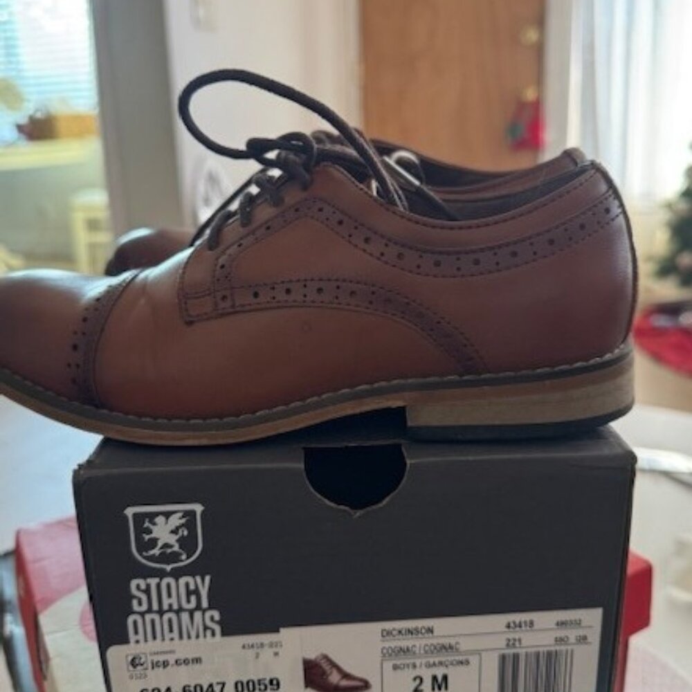 Stacy Adams Dress Shoes for Kids Size 2. Brown